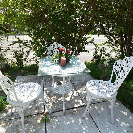 דונגהה Taitung Linyuan B&B מראה חיצוני תמונה