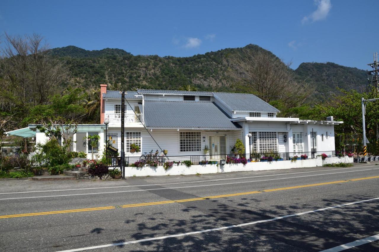דונגהה Taitung Linyuan B&B מראה חיצוני תמונה