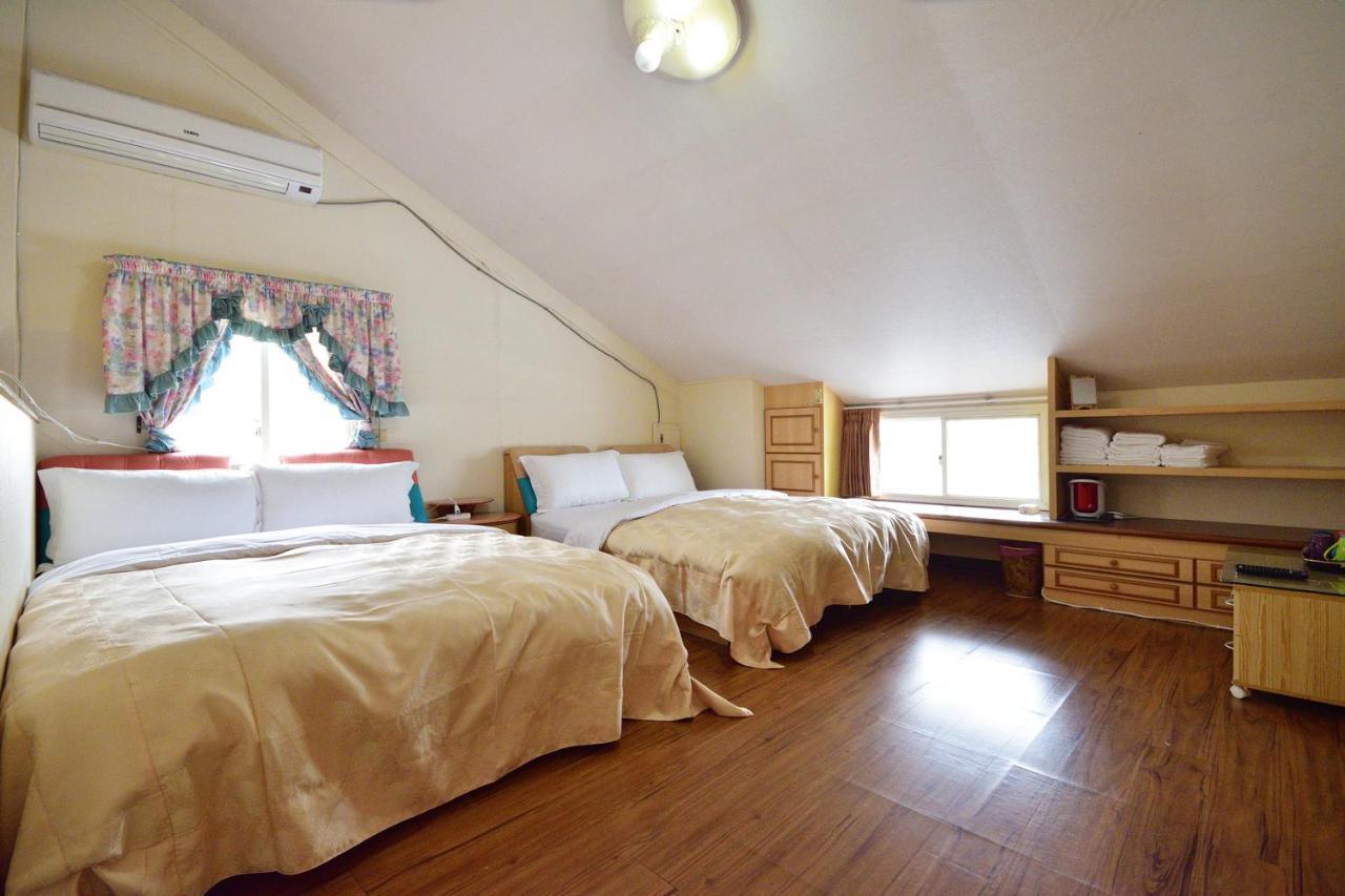 דונגהה Taitung Linyuan B&B מראה חיצוני תמונה