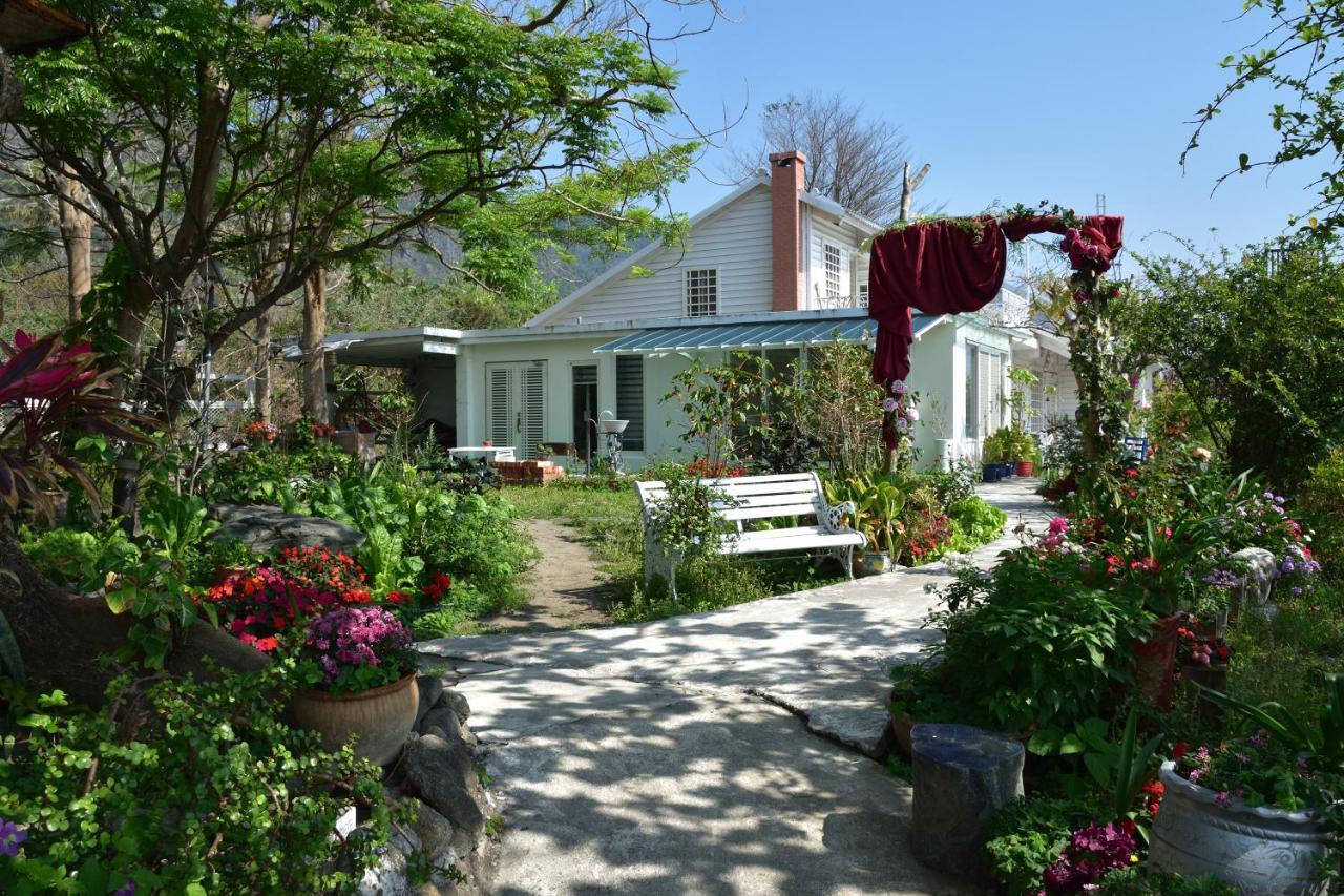 דונגהה Taitung Linyuan B&B מראה חיצוני תמונה