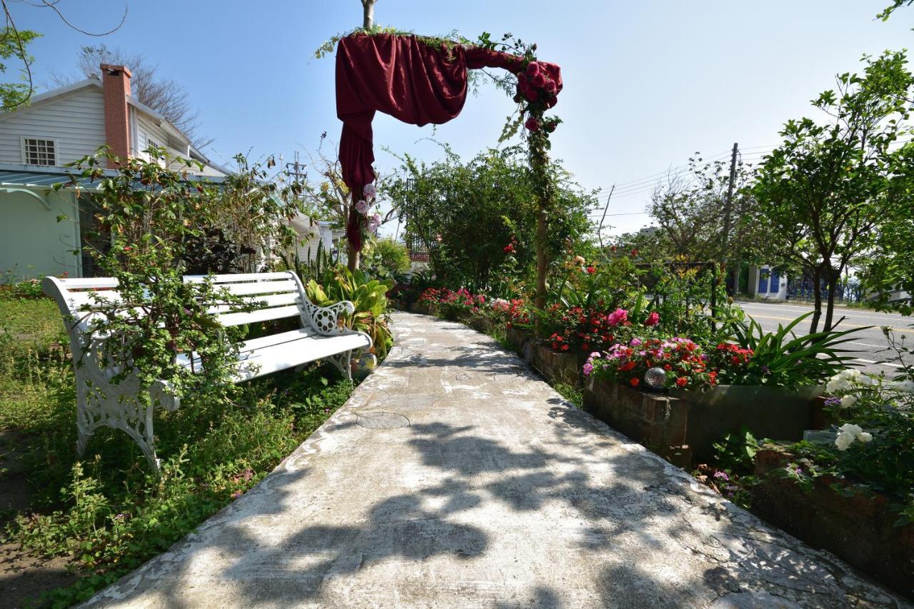 דונגהה Taitung Linyuan B&B מראה חיצוני תמונה