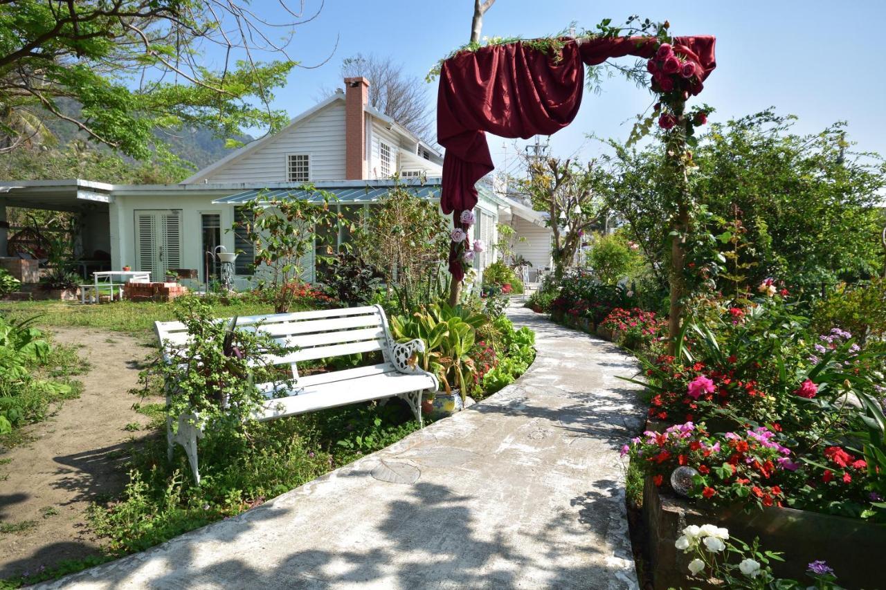 דונגהה Taitung Linyuan B&B מראה חיצוני תמונה